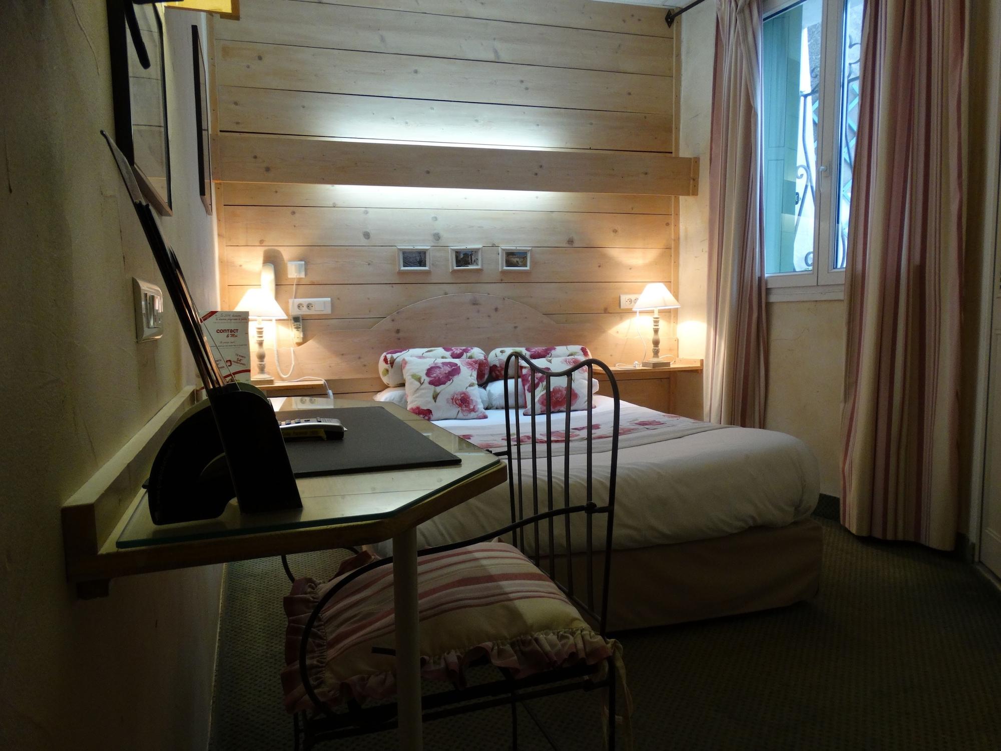 Logis Hotel Le Glacier Orange  Exteriér fotografie