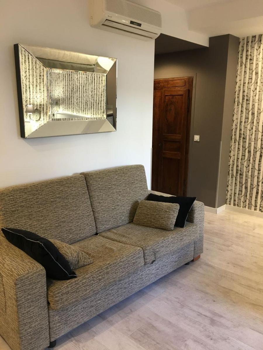 Logis Hotel Le Glacier Orange  Pokoj fotografie