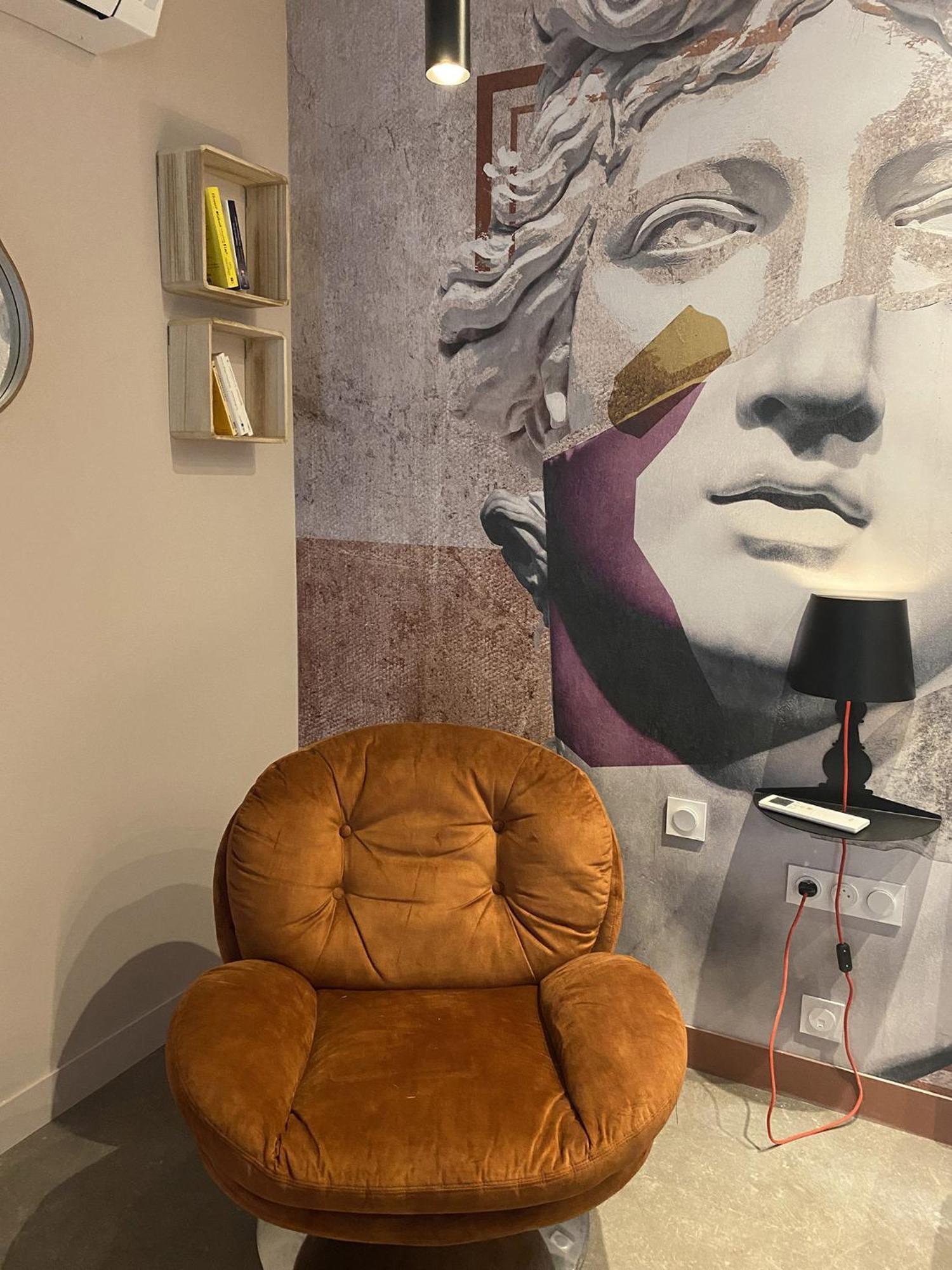 Logis Hotel Le Glacier Orange  Pokoj fotografie